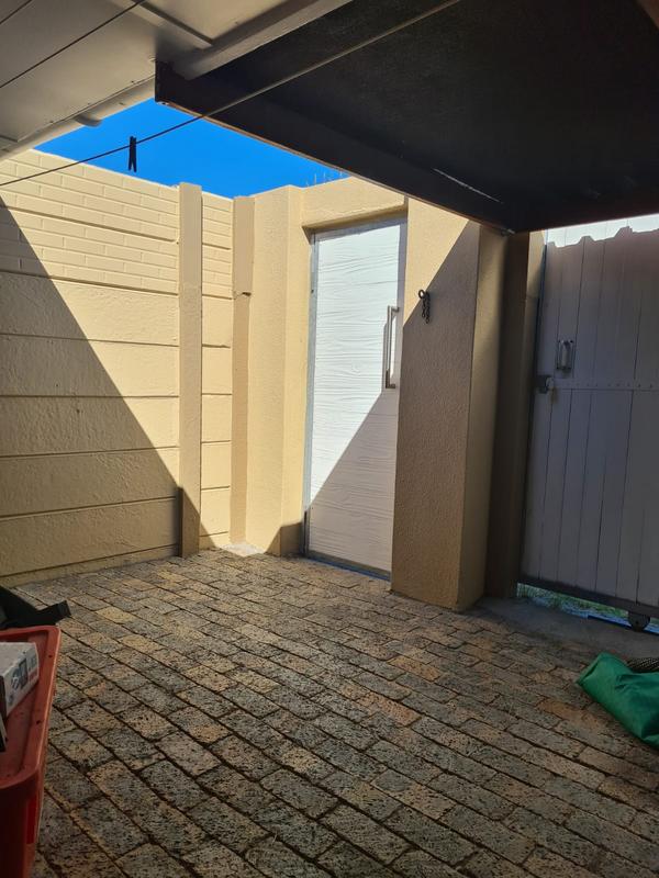 1 Bedroom Property for Sale in Duynefontein Western Cape